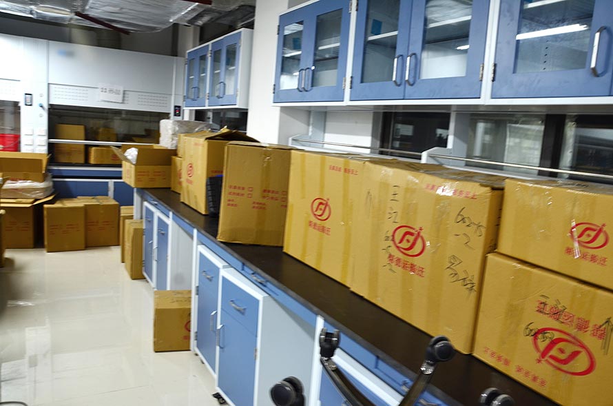 桂平实验室设备搬运