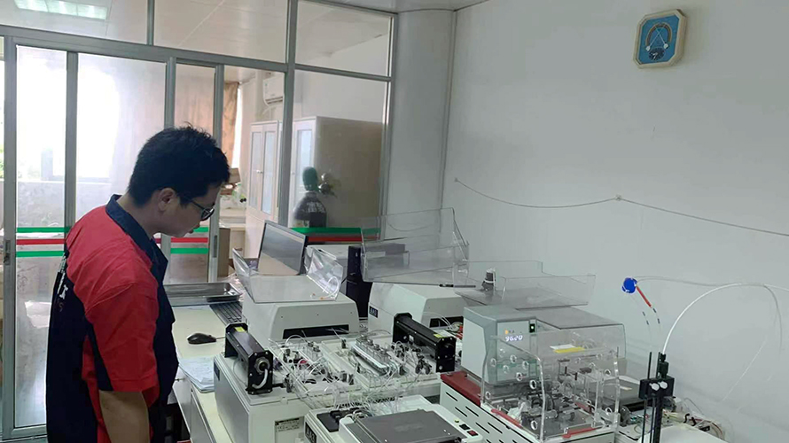 学校实验设备搬运价格